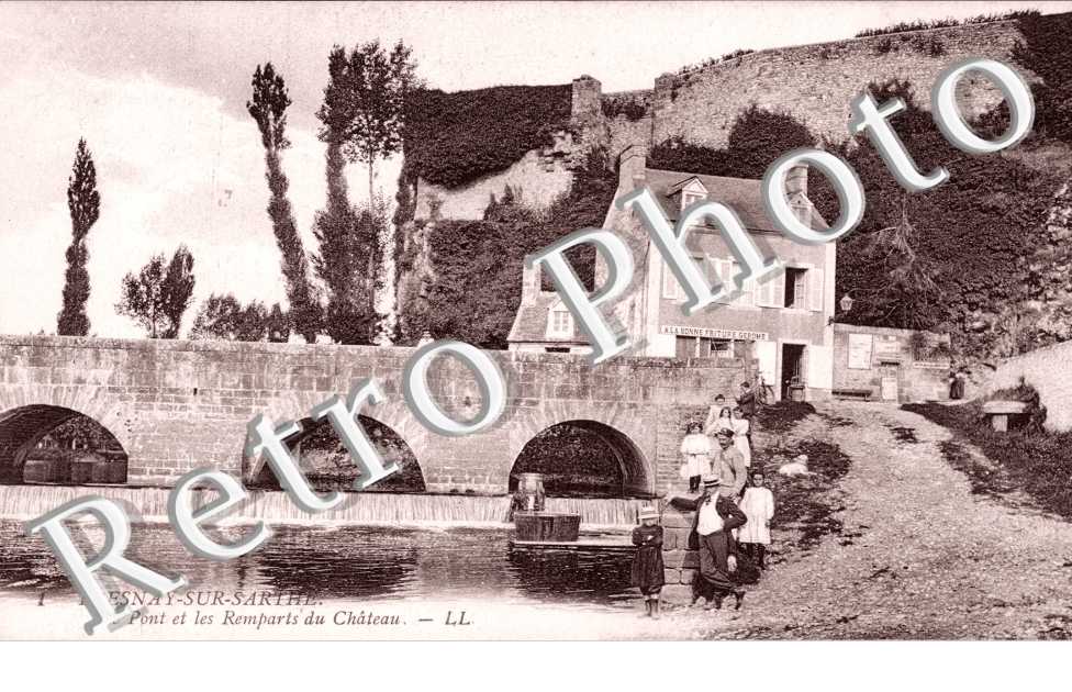 le Pont et les Remparts du Chateau