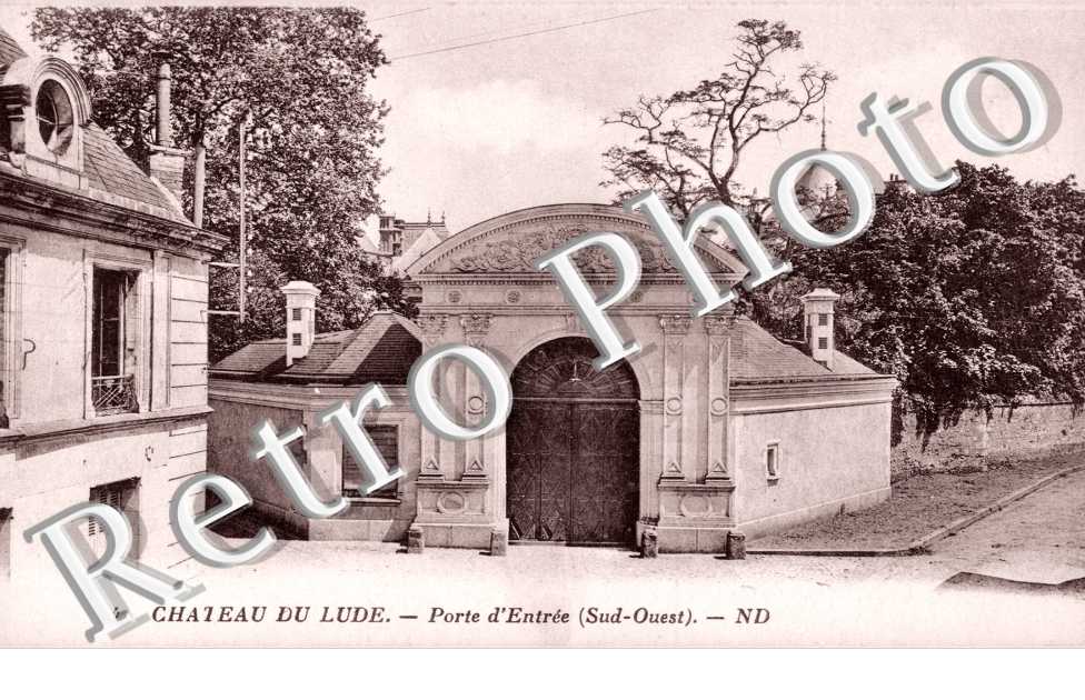 le Chateau - Porte d&#039;Entree
