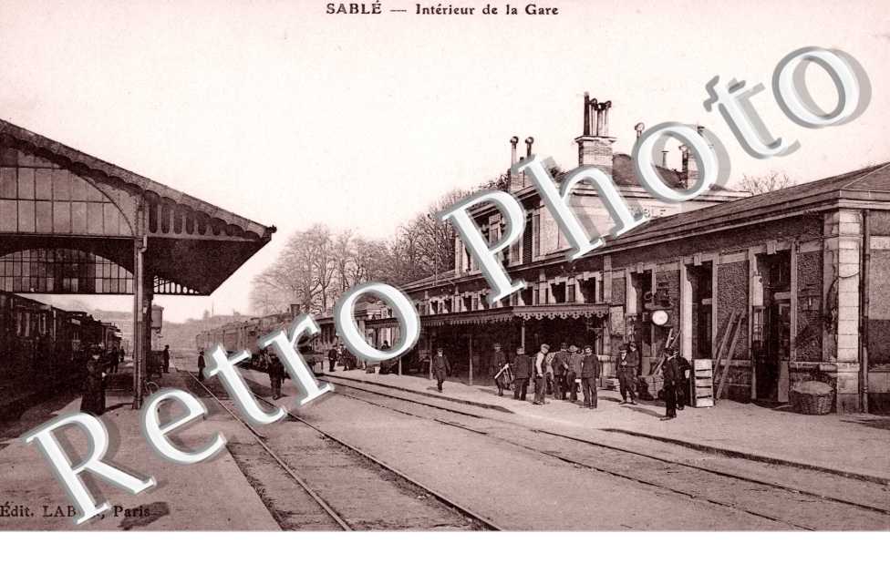 l&#039;Interieur de la Gare
