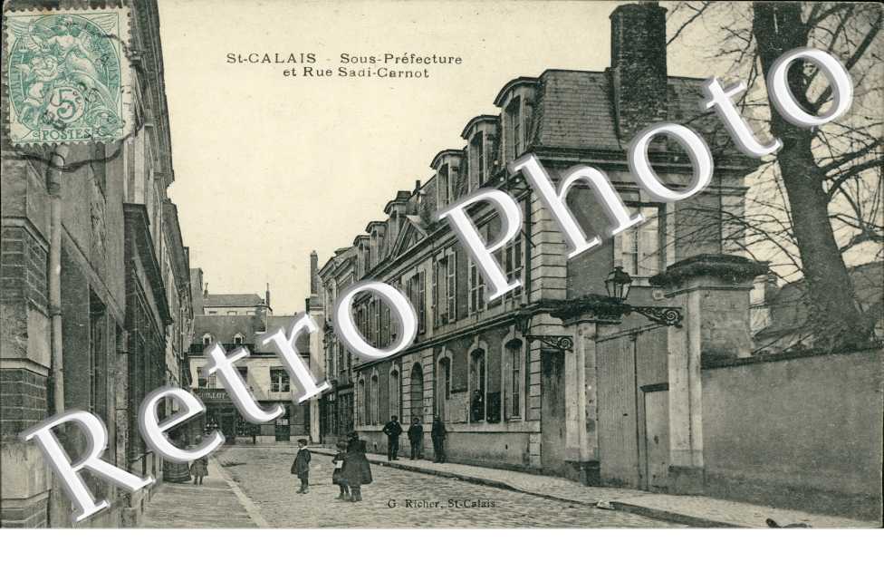 la Sous-Prefecture et la Rue Sadi-Carnot