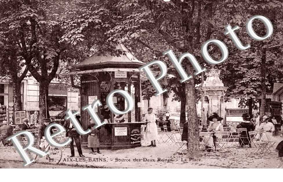 Source des Deux Reines, la Place