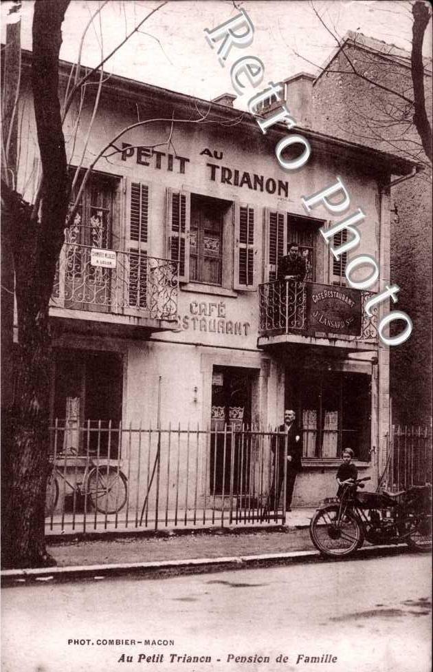 Au Petit Trianon, Pension de Famille