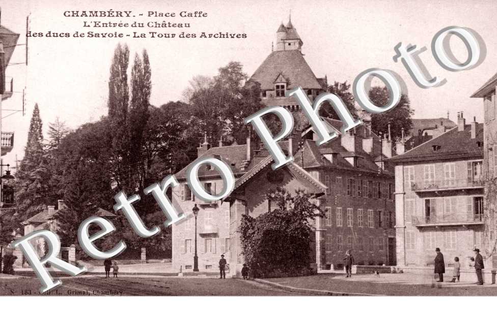 Place Caffe, Entree du Chateau des ducs de Savoie
