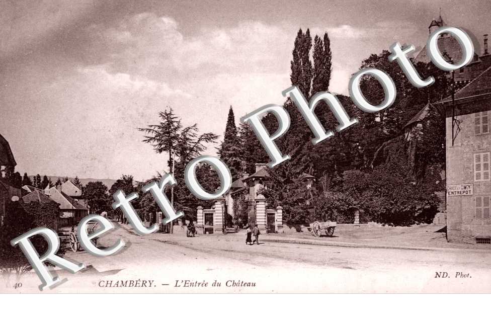 L&#039;Entree du Chateau