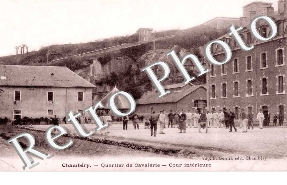 Quartier de Cavalerie, Cour Interieure