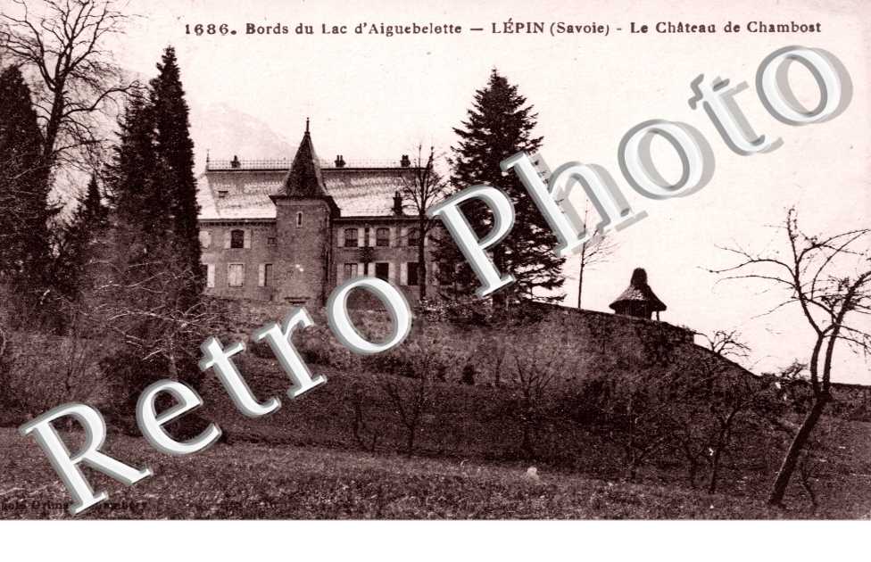 bords du lac d&#039;Aiguebelette, le chateau de Chambost