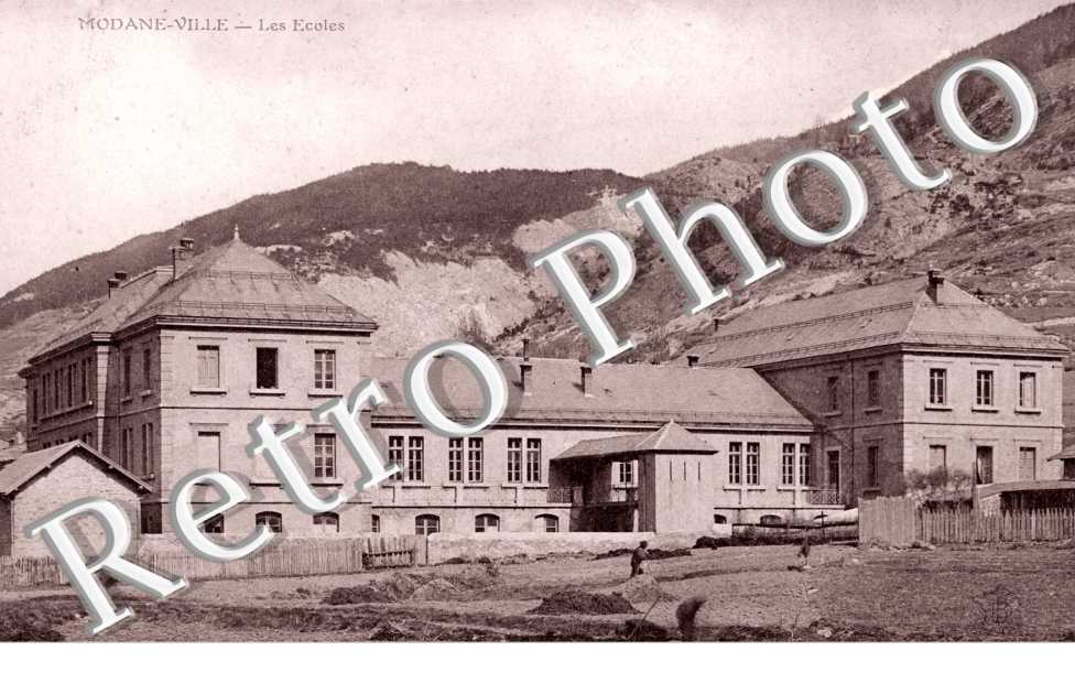 Les Ecoles