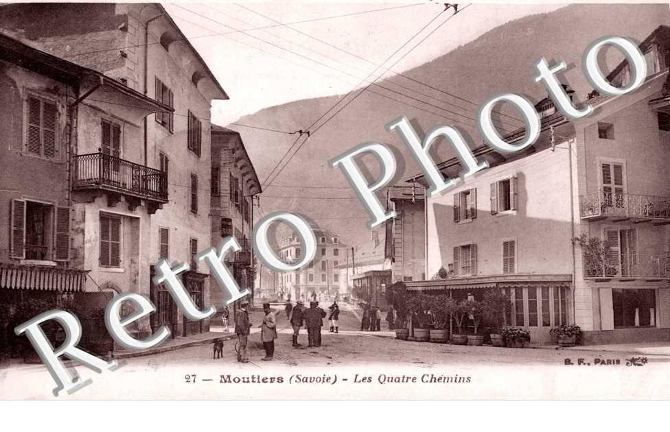 Les Quatres Chemins
