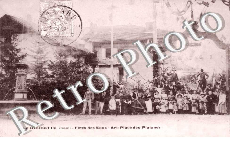 Fetes des eaux - Arc place des platanes