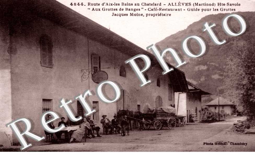 Route d&#039;Aix-les-Bains au Chatelard, cafe-restaurant, guide pour les grottes Jacques Moine, proprietaire