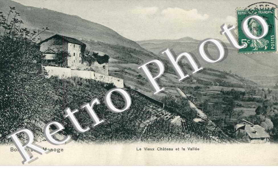 Le Vieux Chateau et la Vallee