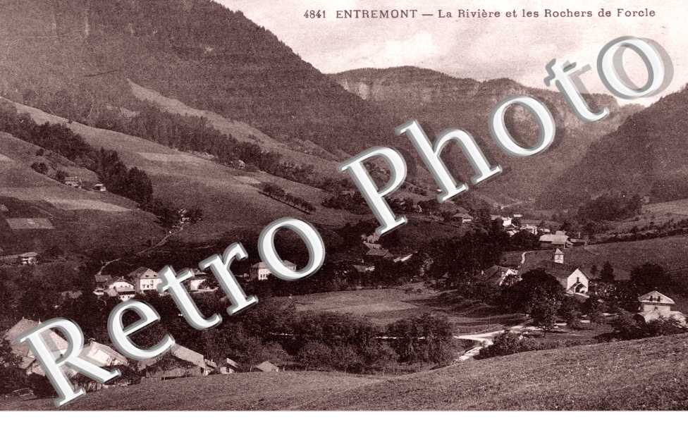 la Riviere et les rochers de Forcle