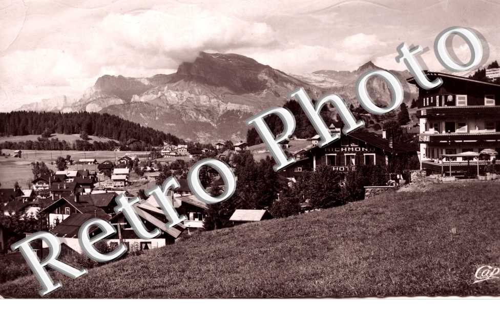 les aiguilles de Warens vues du calvaire 