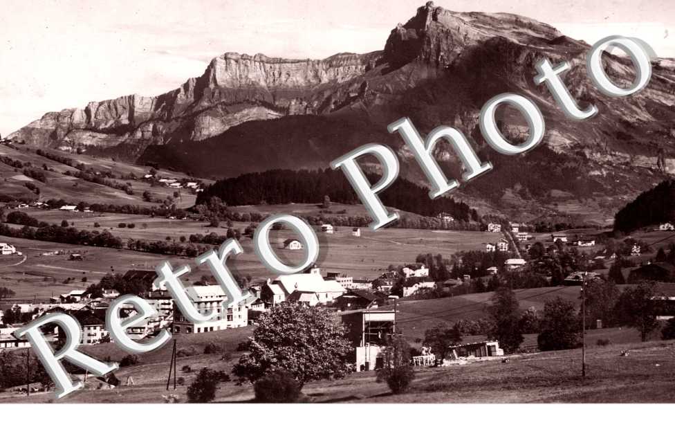 Vue generale et l&#039;Aiguille du Varan