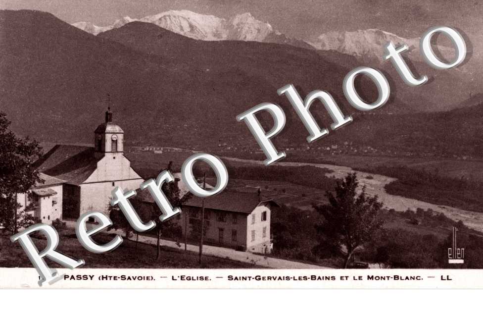 L'eglise Saint Gervais les Bains et le Mont Blanc