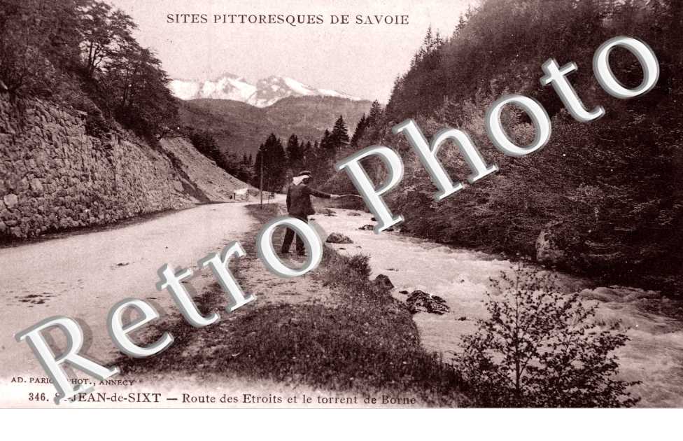 route des Etroits et le torrent de Borne
