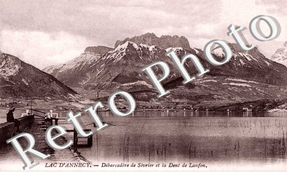 Lac d&#039;Annecy  - Debarcadere de Sevrier et la dent de Lanfon