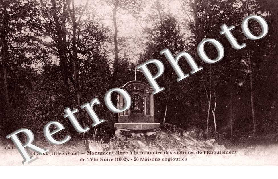 Monument eleve a la memoire des victimes de l'eboulement de Tete Noire