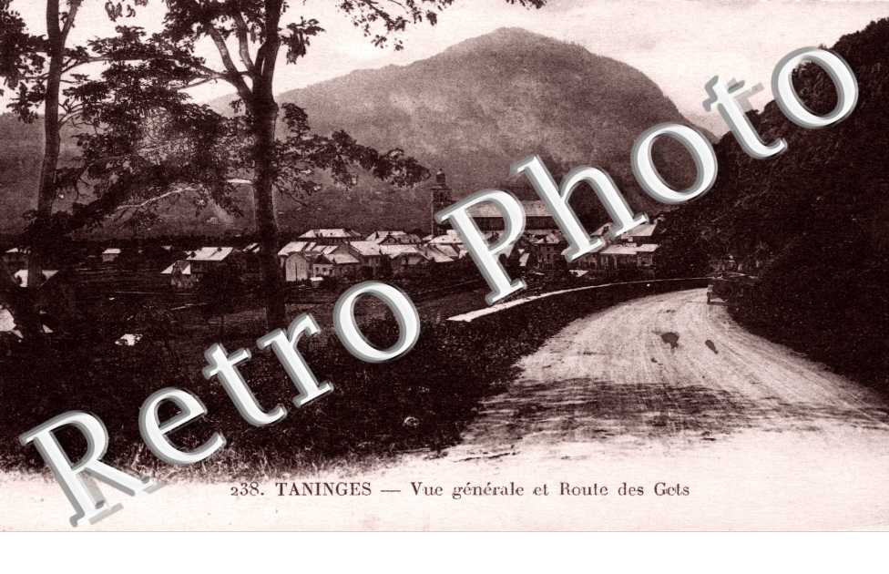 Vue generale et Route des Gets