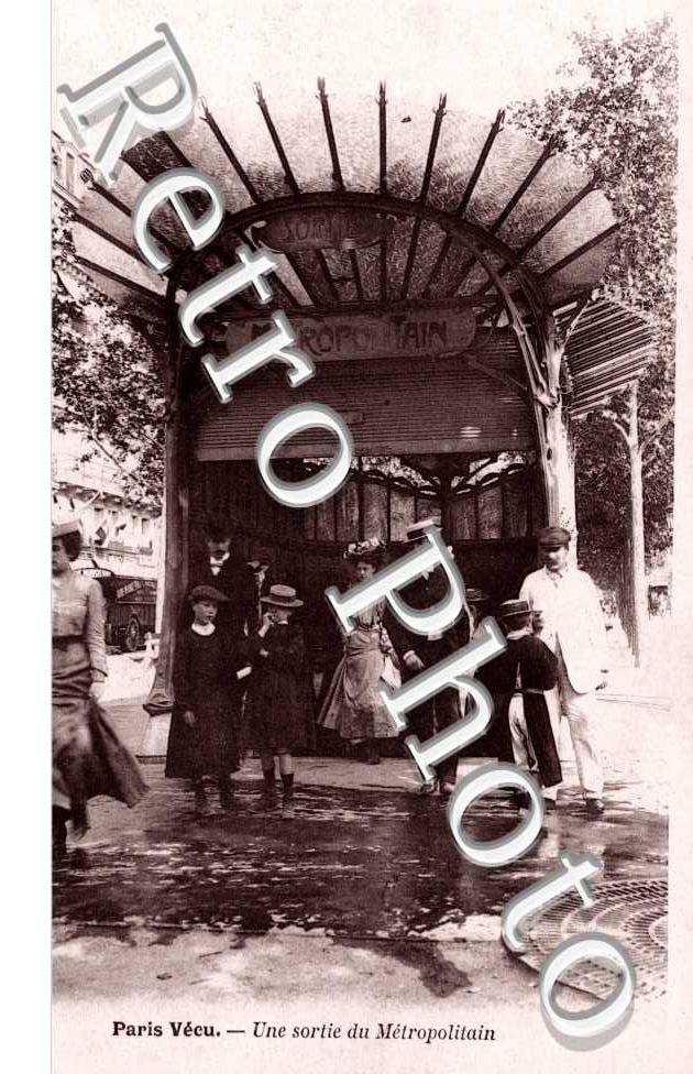 Une Sortie du Metropolitain