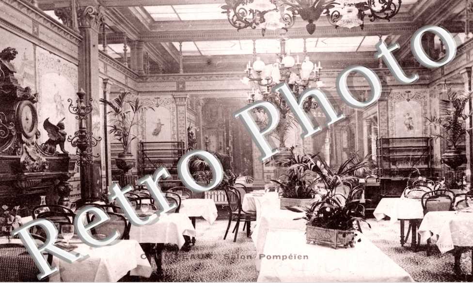 Place de la Bourse Champeaux, Salon Pompeien