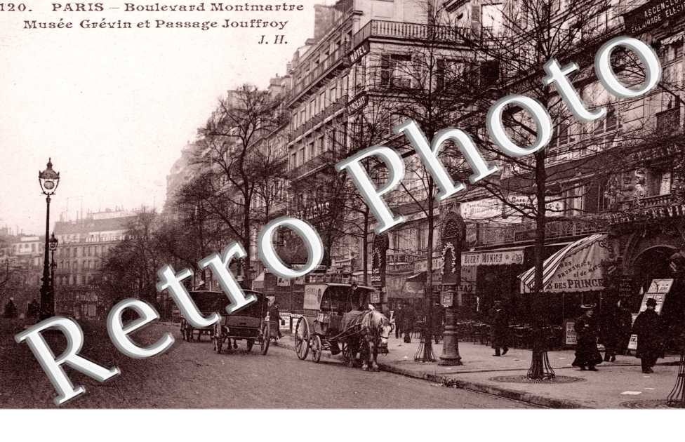 Boulevard Montmartre Musee Grevin et Passage Jouffroy