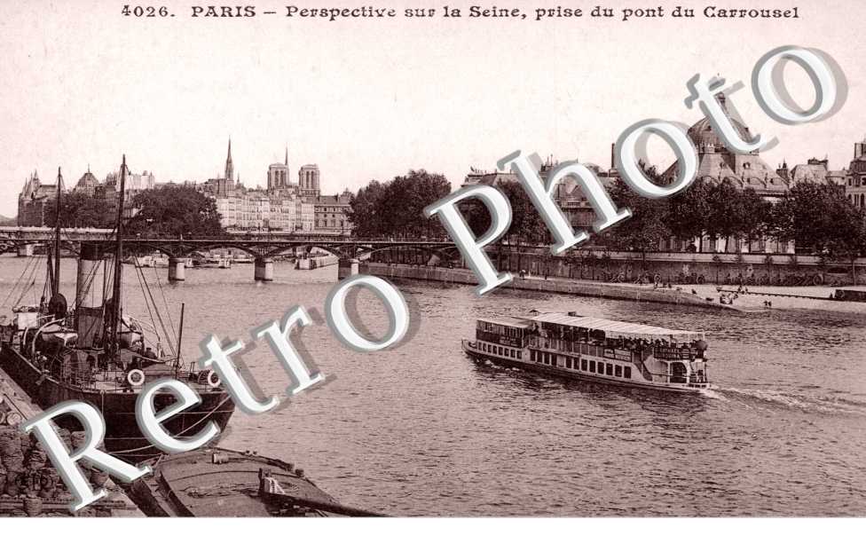 perspective sur la Seine, prise du pont du Carrousel