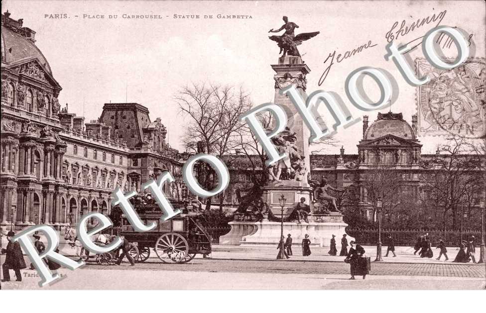 place du Carrousel Statue de Gambetta