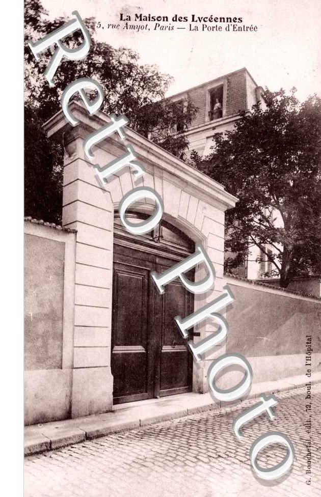 Maison des Lyceennes, la Porte d'entree