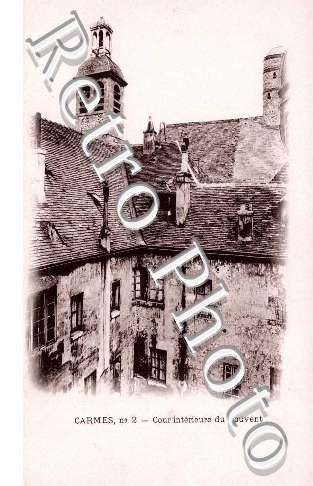 Catmes n°2 Cour interieur du Couvent