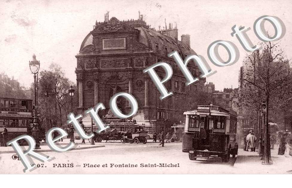 Place et fontaine Saint Michel
