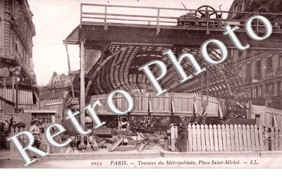 Travaux du Metropolitain, Place Saint Michel