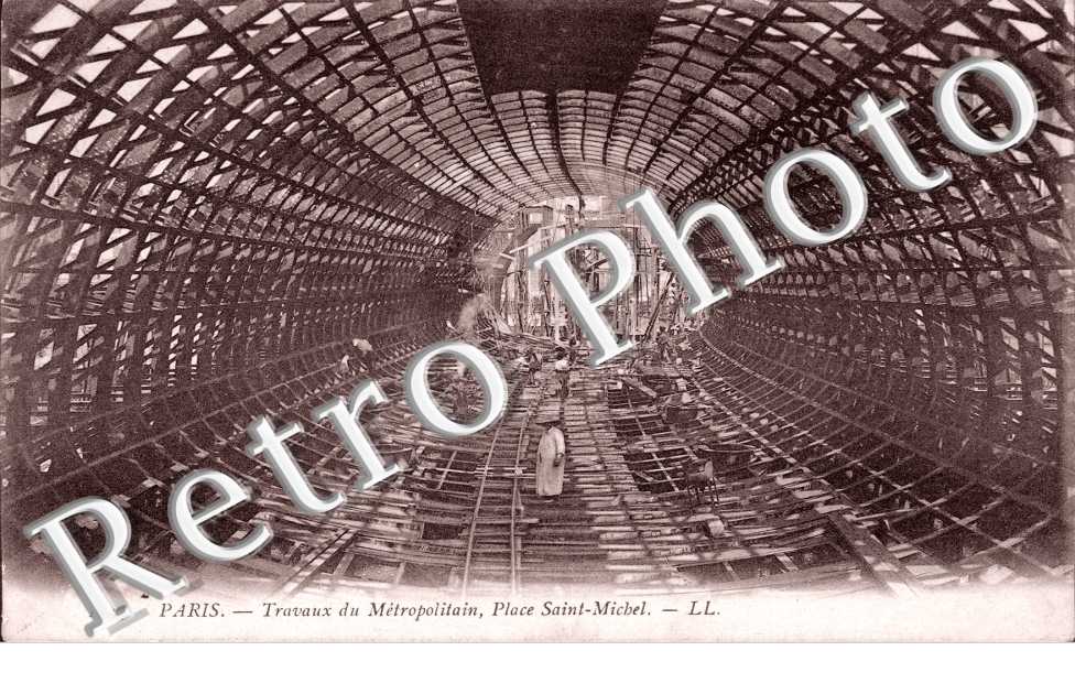 Travaux du Metropolitain, Place Saint Michel
