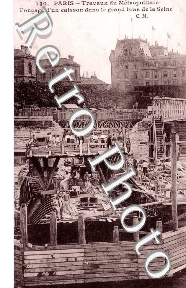 Travaux du Metropolitain, foncage d'un caisson