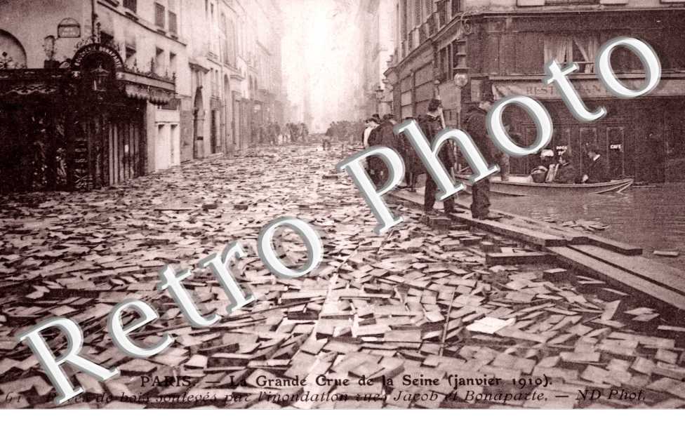 Inondations 1910, Pave de bois souleves par l&#039;inondation Rues Jacob et Bonaparte