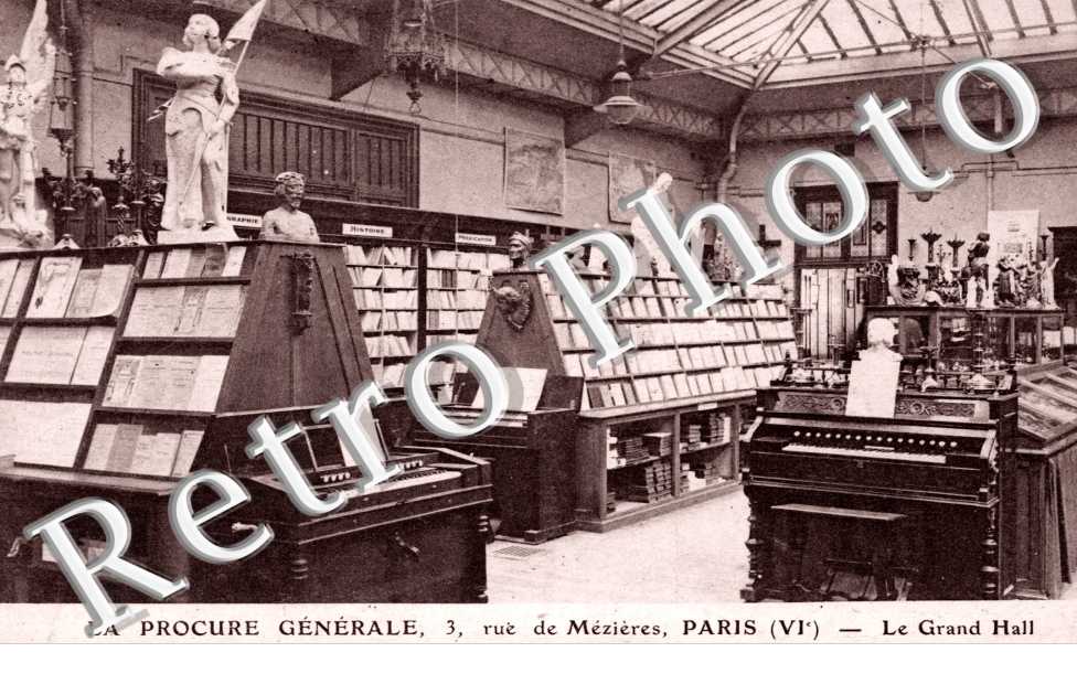 La Procure generale, le Grand Hall  3 rue de Mezieres