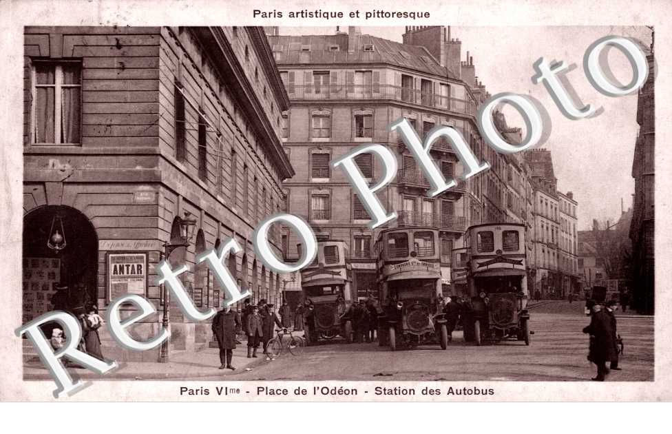 Place de l&#039;Odeon, Station des Autobus