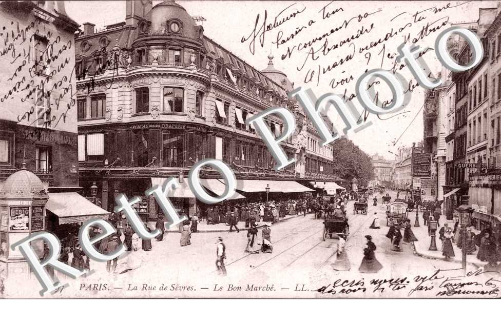 Rue de Sevres, le Bon Marche