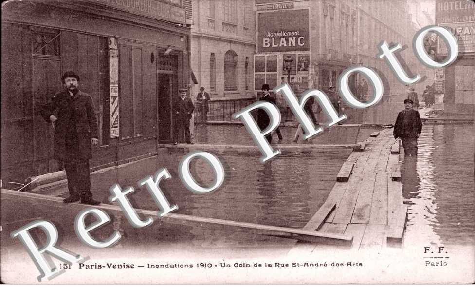 La Crue de la Seine 1910 , Rue St Andre des Arts