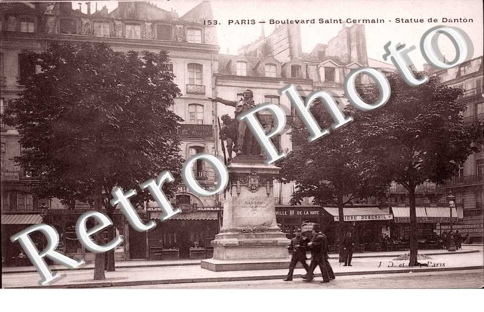Boulevard Saint Germain, Statue de Danton