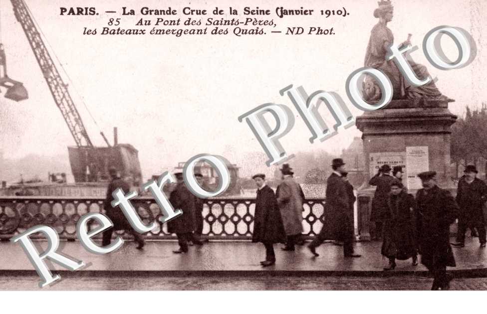 Inondations 1910, Au Pont des Saints Peres