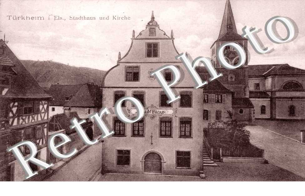 Stadhaus und Kirche