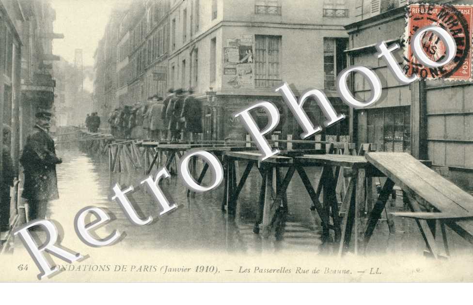 Inondations 1910, les Passerelles Rue de Beaune