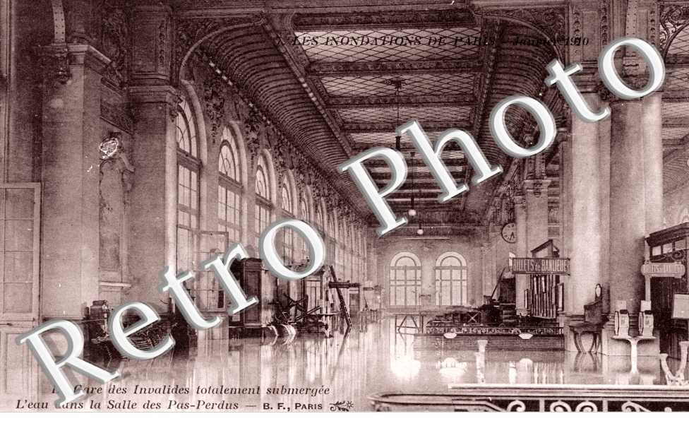 Gare des Invalides