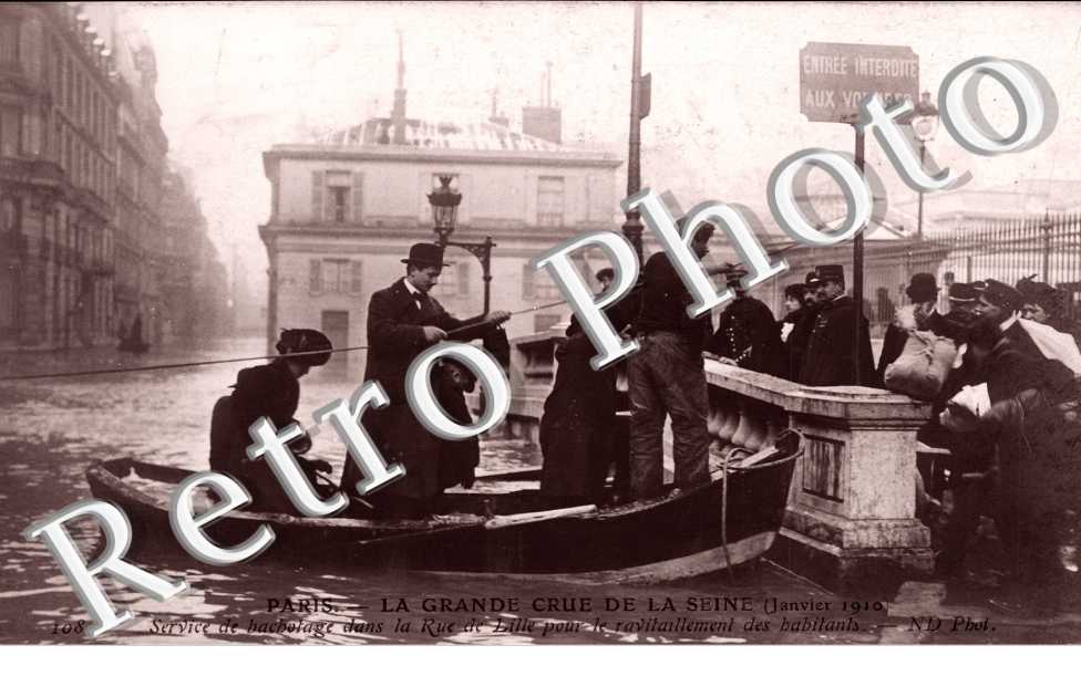 Inondations 1910, Service de Bachotage dans la Rue de Lille