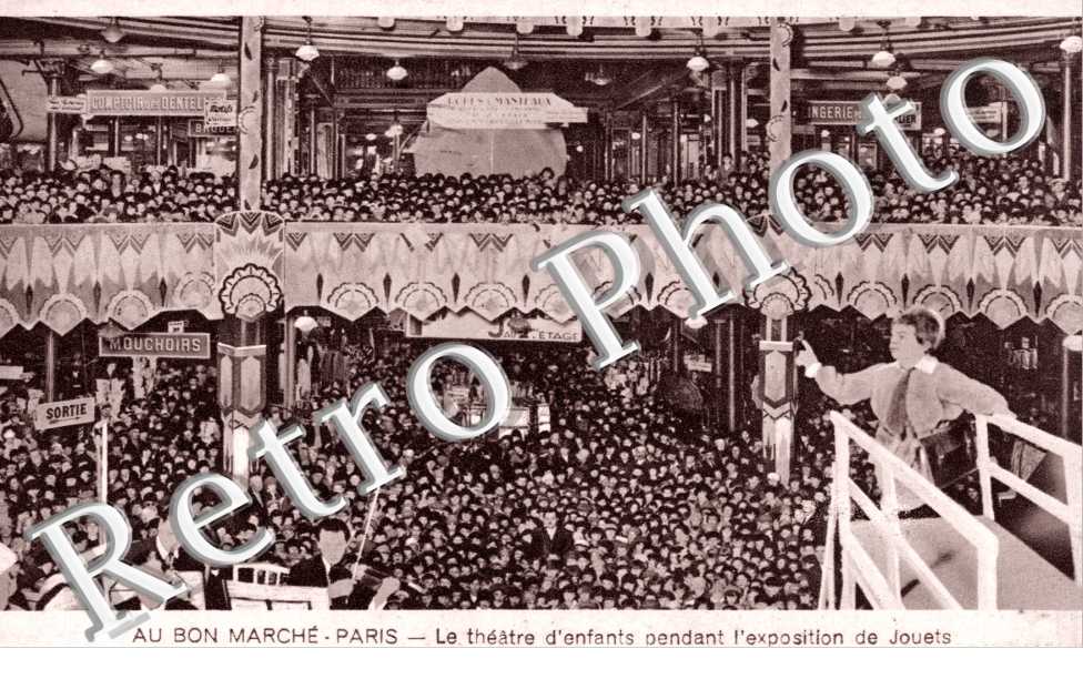  24 Rue de SÃ¨vres Le Theatre d&#039;enfants pendant l&#039;exposition de Jouets