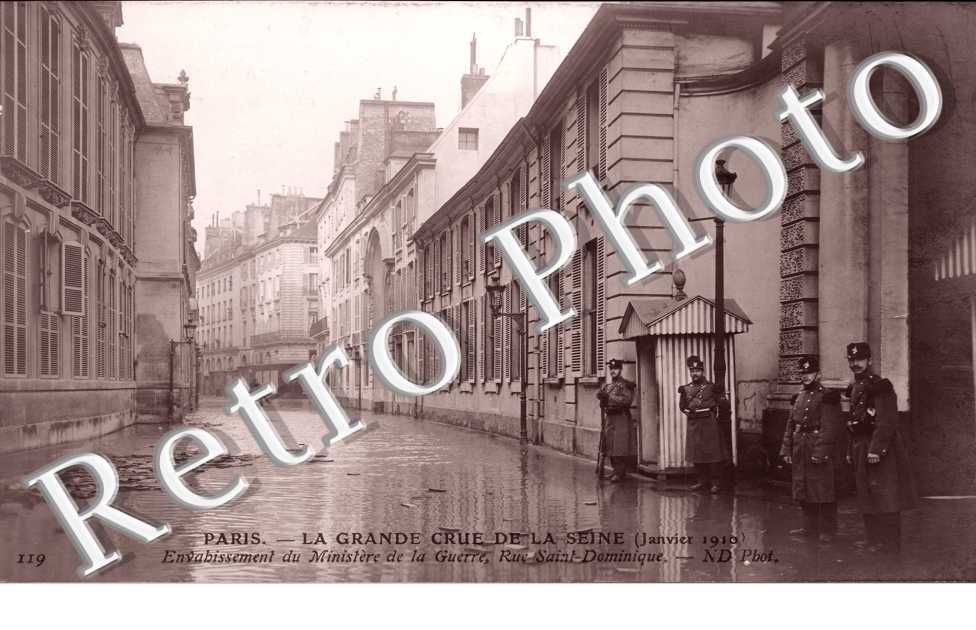 Inondations 1910, Etablissement du Ministere de la Guerre, Rue St Dominique