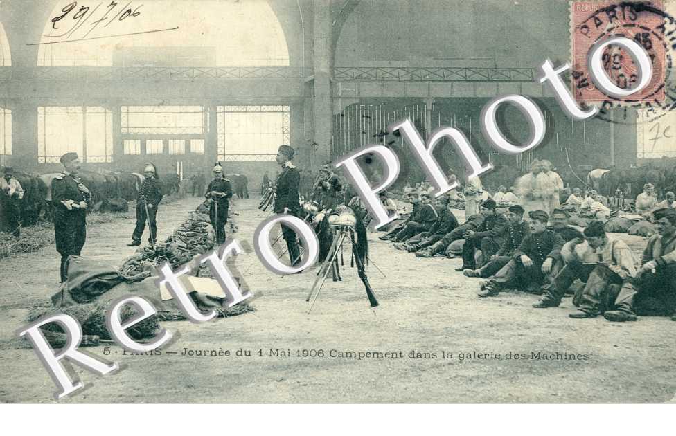 Journee du 1 Mai 1906, Campement dans la Galerie des Machines