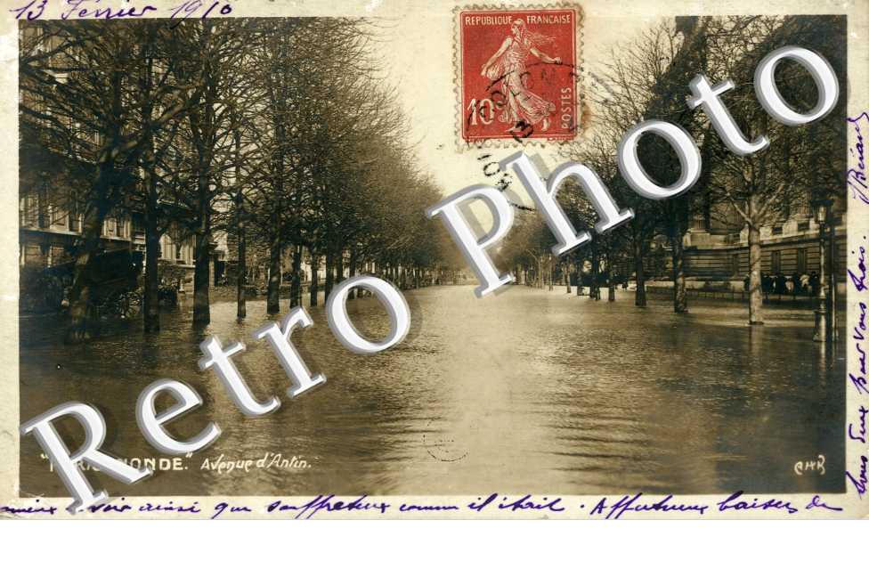 Avenue d&#039;Antin Paris Inonde