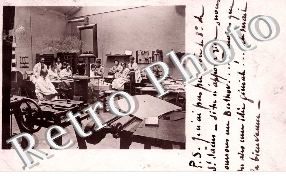 Femmes a l&#039;Atelier de confection
